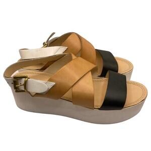 Stylish Women's Sandals in Tan and Black